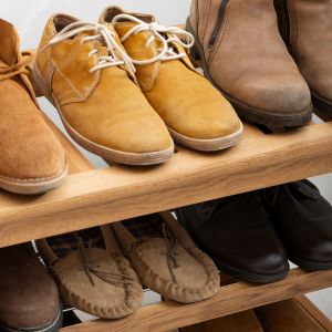 Footwear & Shoes